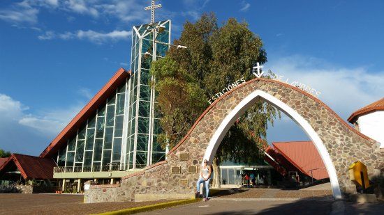 el Santuario de la Virgen de Lourdes